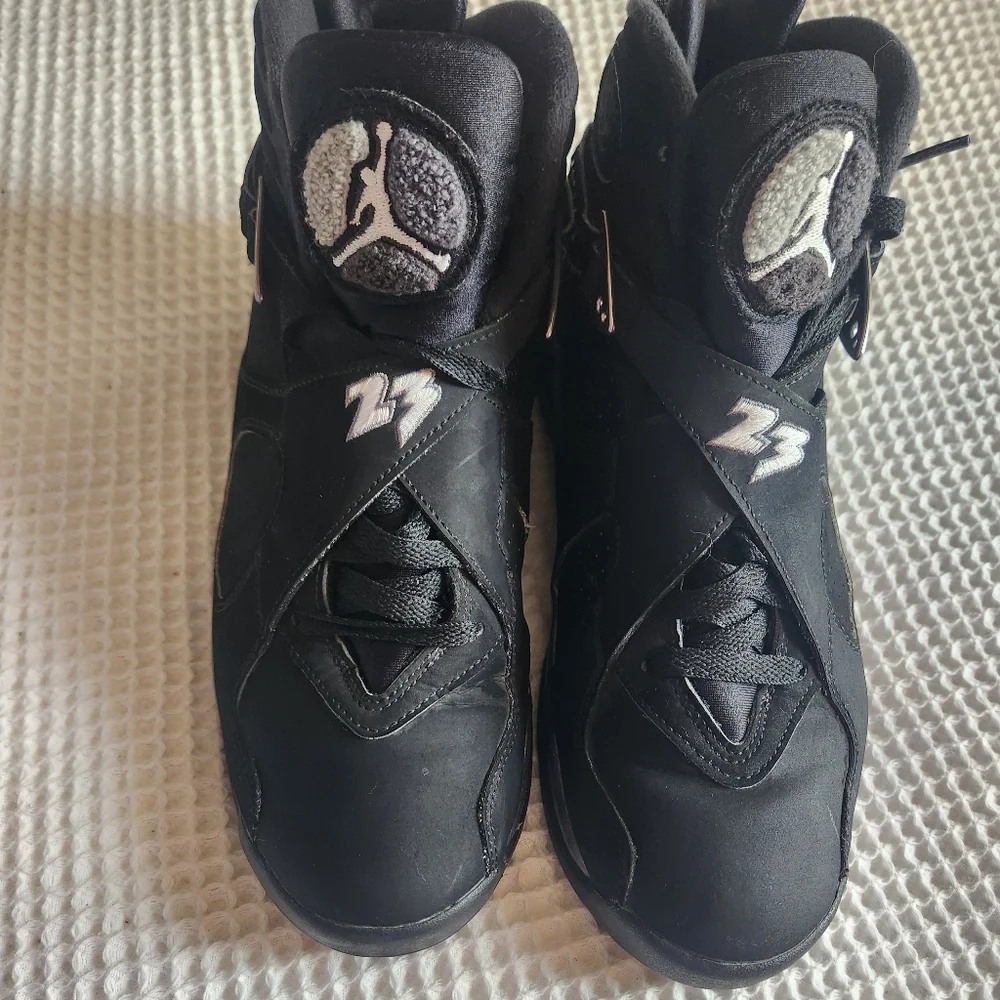 Jordan 8 Retro Chrome - Picture 8 of 10